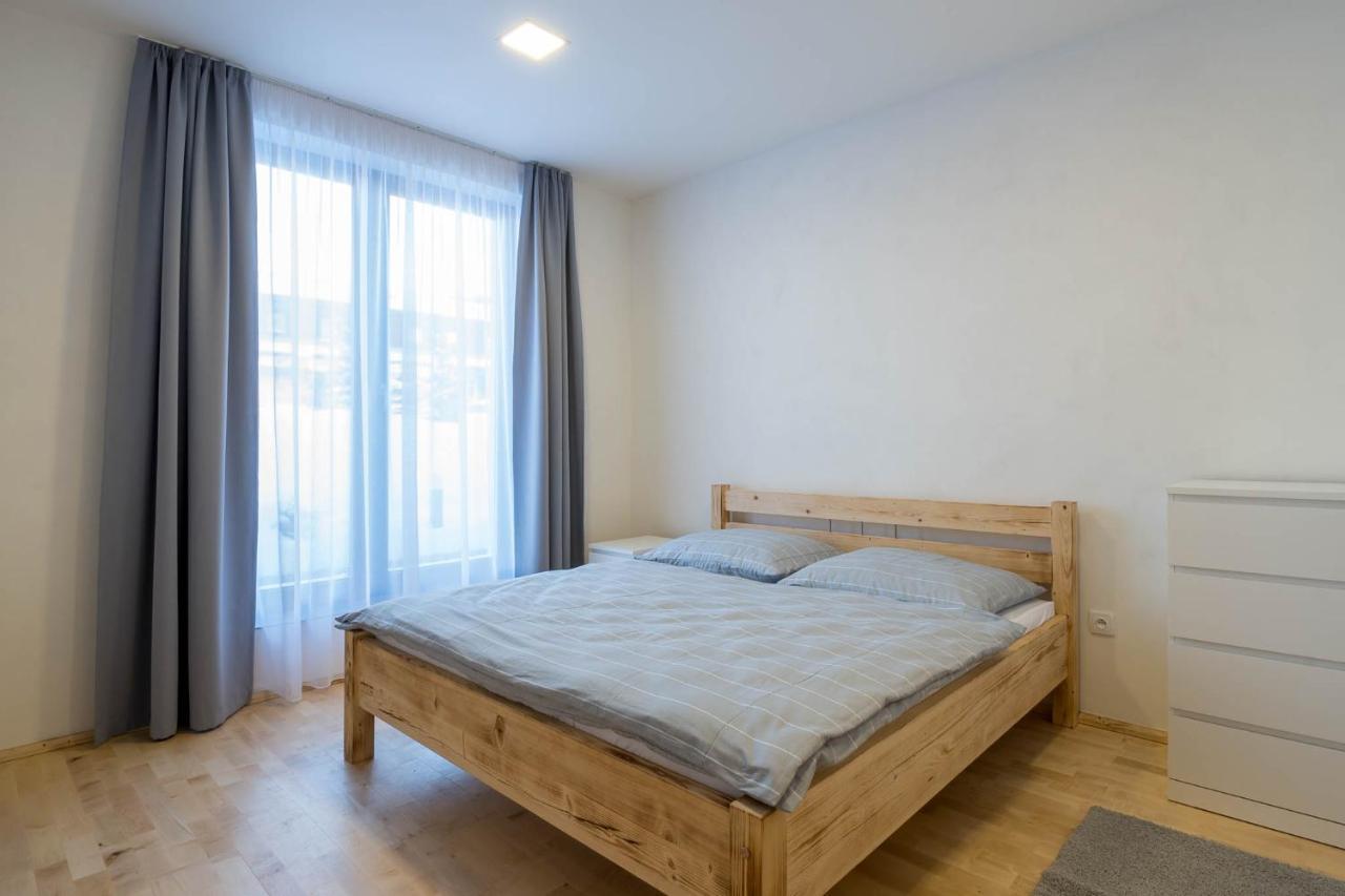 Apartment Family Arena *